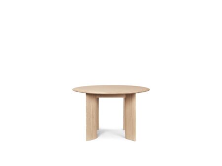 Ferm Living - Bevel Table - Round - Spisebord - Bevel Table - Round Ø117 - White Oiled Oak - W117 x D117 x H73 cm