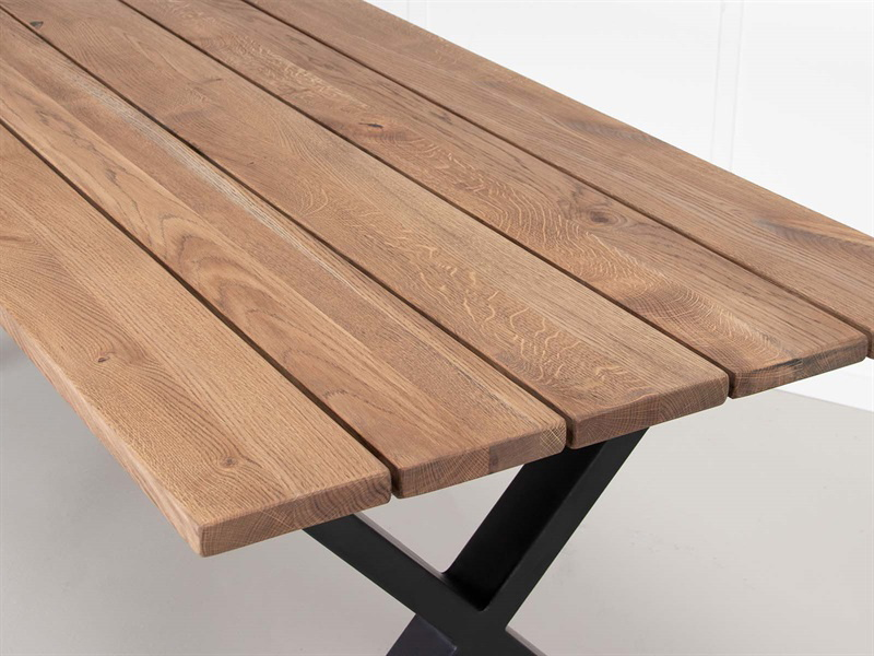 Outland, Indendørs og udendørs bord, brun, H4x98x240 cm, egetræ Outland, Indendørs og udendørs bord, brun, H4x98x240 cm, egetræ