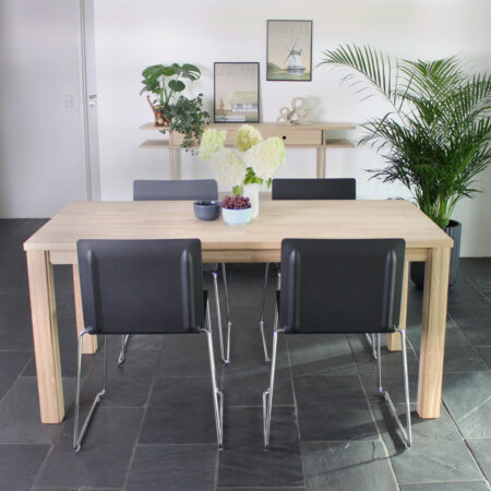Classico - Spisebord i massiv eg, 80 x 160 cm Røget eg