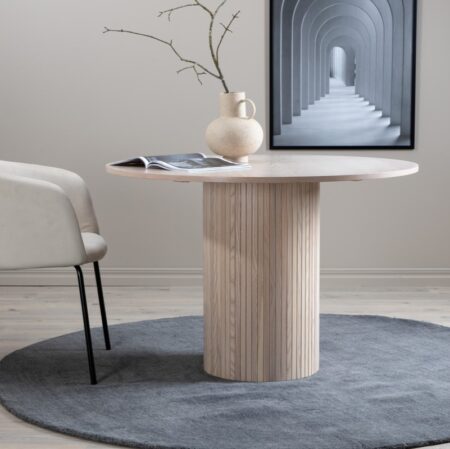 Floyd - Spisebord i hvidpigmenteret egefiner, diameter 110 cm.