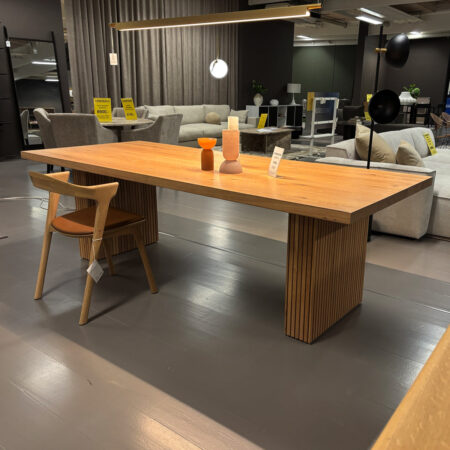 Mossroom Palisade spisebord - 240x100 - Lys Eg - DEMO.