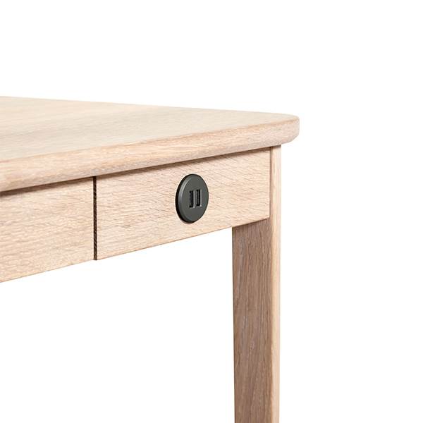 Skovby SM131 skrivebord - 55 x 115 cm.- Eg sortbejdset / Sort nanolaminat Skovby SM131 skrivebord - 55 x 115 cm.- Eg sortbejdset / Sort nanolaminat