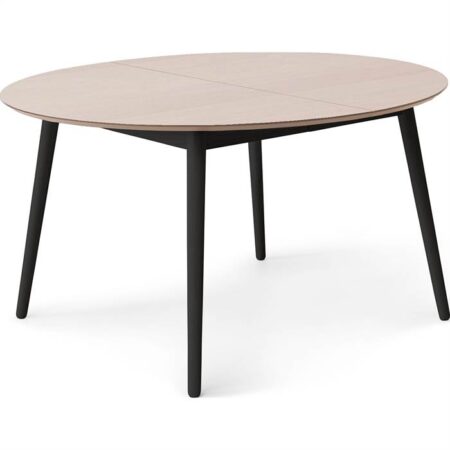 Meza by Hammel spisebord - Round - Ø:135 cm. - Eg finér - Ben i sort bejdset ask : Erling Christensen Møbler