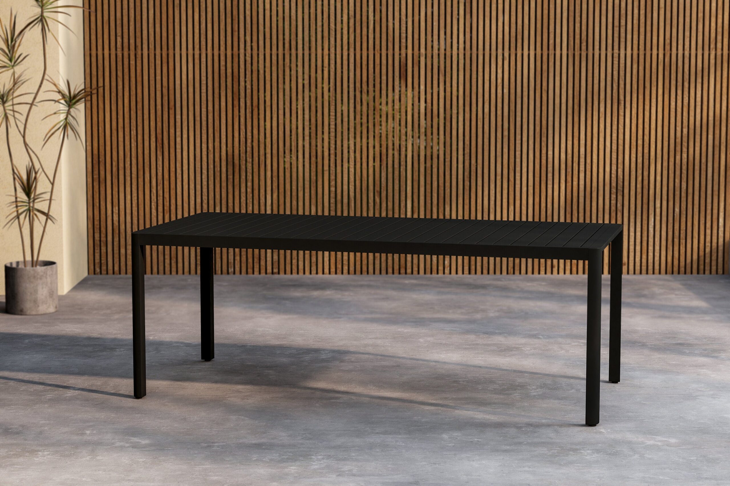 Venture Home - Giardini spisebord, sort, 200 x 90 cm Venture Home - Giardini spisebord, sort, 200 x 90 cm