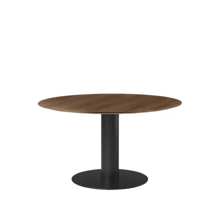 GUBI Gubi 2.0 spisebord american walnut, Ø130, sort understel